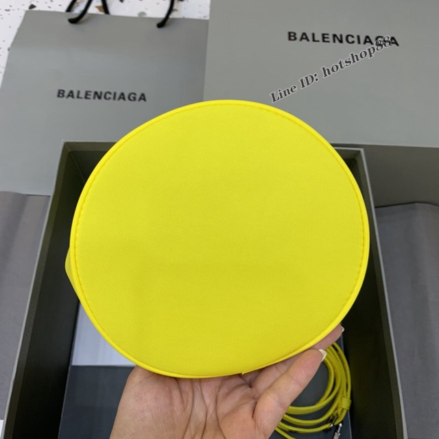 Balenciaga專櫃爆款Balen超輕水桶包 巴黎世家檸檬黃帆布手提包 fyj1498